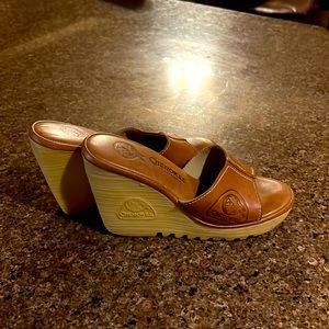 High heel sandals